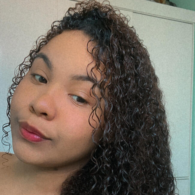 Babysitter in Camaçari: Iale