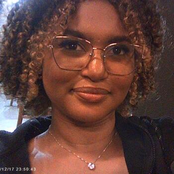 Babysitter Ribeirão das Neves: Sarah