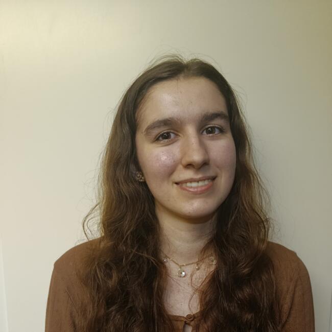 Babysitter in Poitiers: Chloé