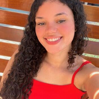 Babysitter in Campinas: Jessica