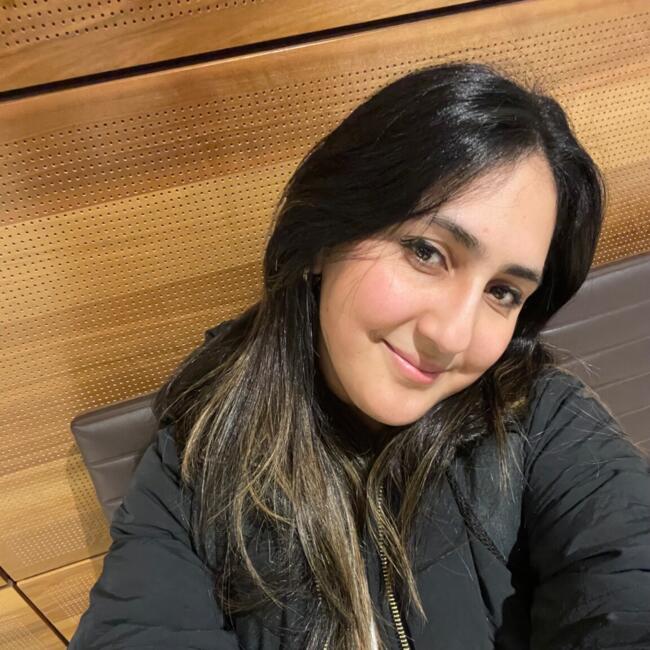 Babysitter in Berlin: Hanane