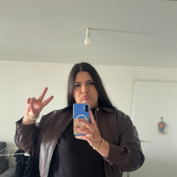 Babysitter in Marseille: Manel