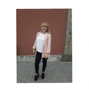 Babysitter Vila Nova de Gaia: Cristiana