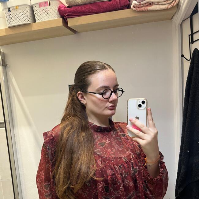 Babysitter in Bois-Colombes: Manon