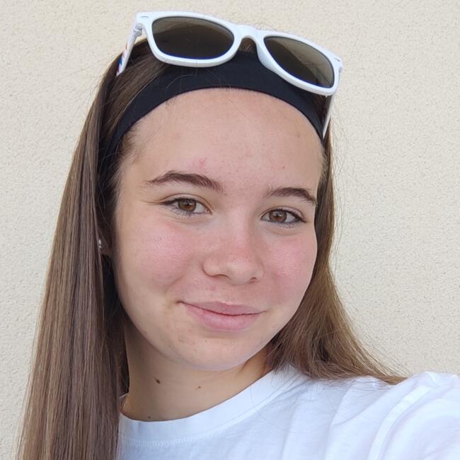 Babysitter in La Garde: Titaïna