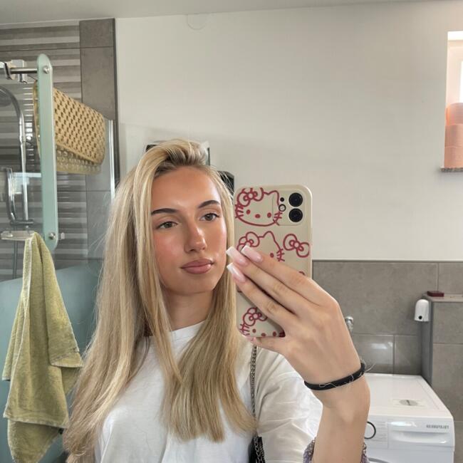 Babysitter in Frankfurt am Main: Nika