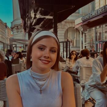 Baby-sitter Lucenay: Clara