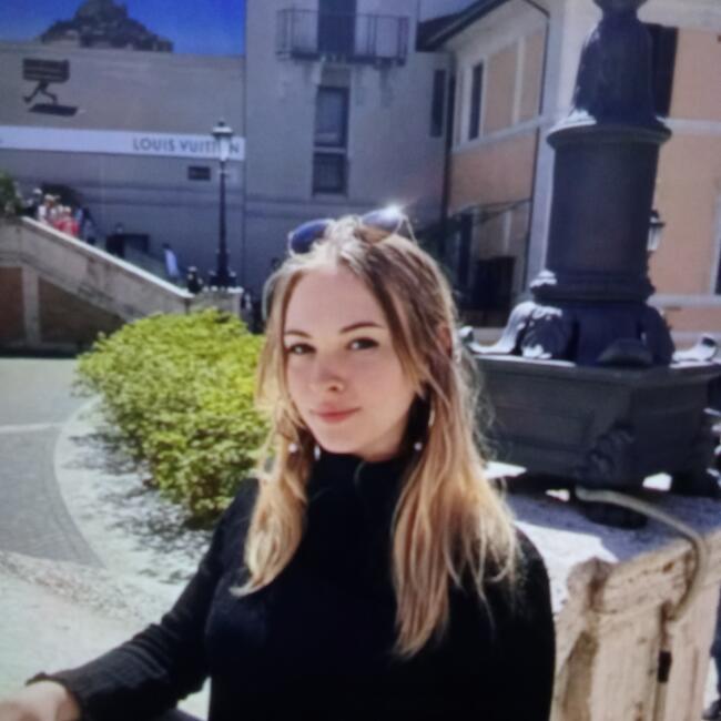 Babysitter in Méteren: Oceane