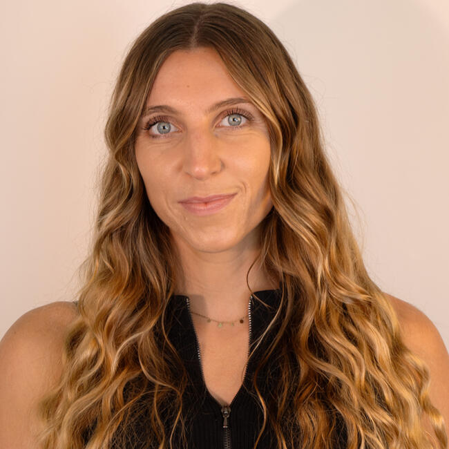 Babysitter in Paris: Charlotte