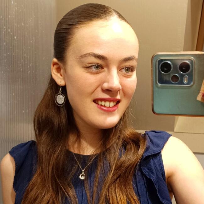 Babysitter in Baulon: Flavie