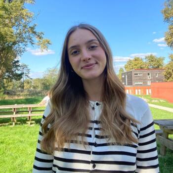 Babysitter in Bordeaux: Evana