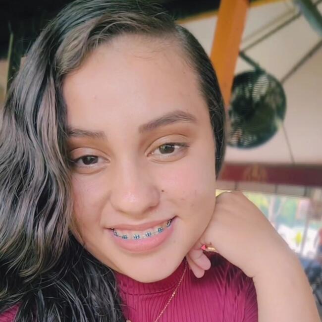 Babá em Cuiabá: Susana