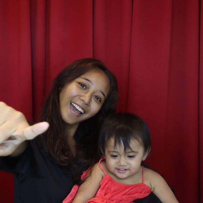 Babysitter in Singapore Island: Adlin