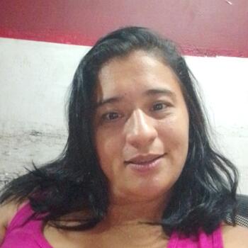Baby-sitter in Caracas: María angela