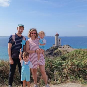 Δουλειά για babysitter στην περιοχή Άμστερνταμ: δουλειά φύλαξης παιδιών Victor