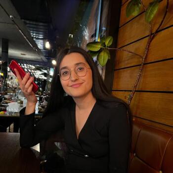 Babysitter in Lausanne: Sarah