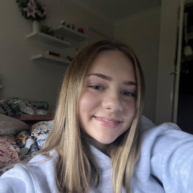 Babysitter in Perth: Alexa