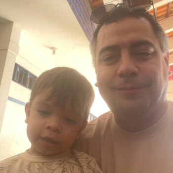Babysitting job in Sorriso: Peri
