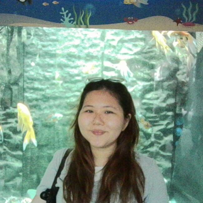 Babysitter in Singapore: Jessie