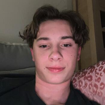 Babysitter in Stekene: Tibe