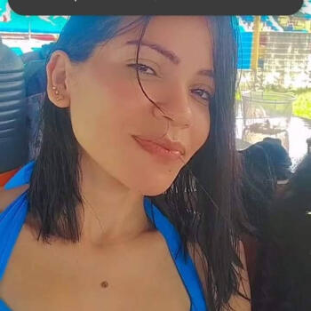 Babá em Vila Velha: Carine