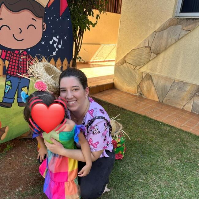 Babá em Goiânia: Raissa