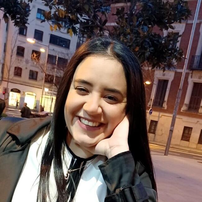 Babysitter in Madrid: Daniela