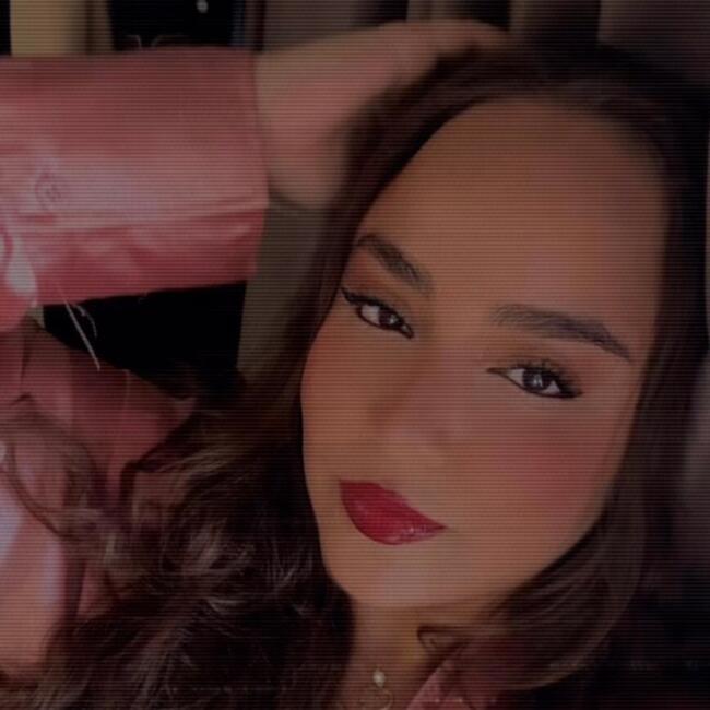Babysitter in Courbevoie: Noureen