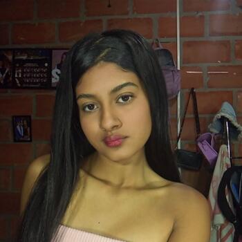 Babysitter in Medellín: Karen