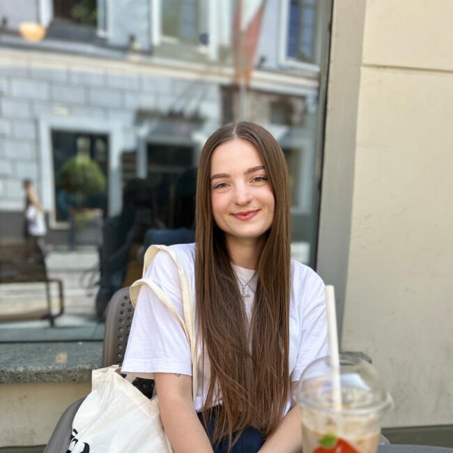 Opiekunka do dziecka w Poznań: Wiktoria