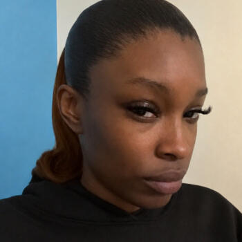 Babysitter in The Bronx: Antoinette