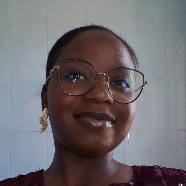 Babysitter in Viry-Châtillon: Hawa