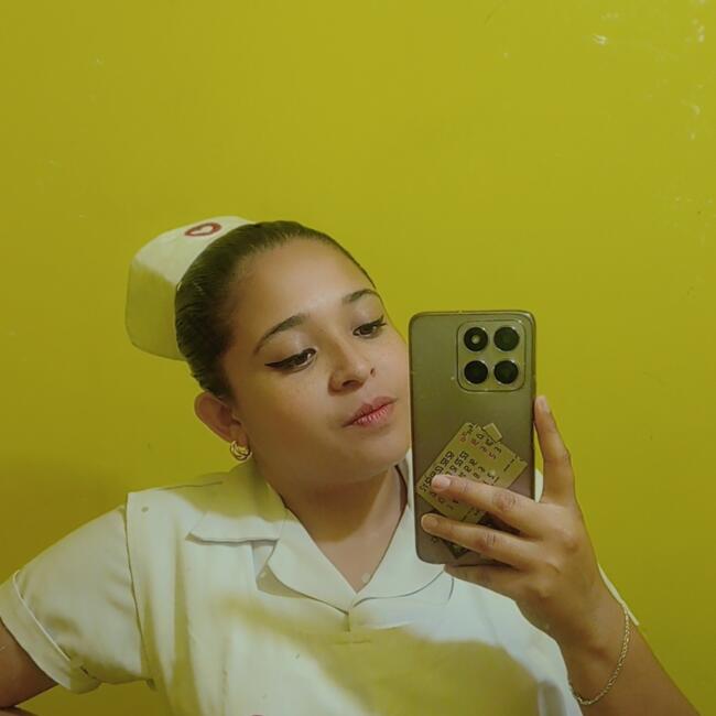 Babysitter in Villa Nueva: Maria Saby del Carmen