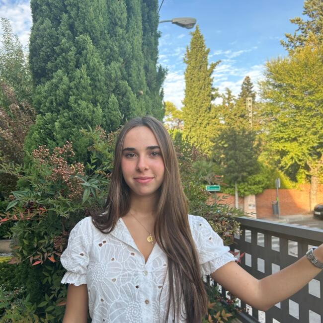 Babysitter in Pozuelo de Alarcón: Alejandra