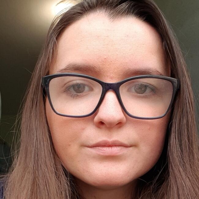 Job de garde d'enfants à Bourgoin-Jallieu: Laura