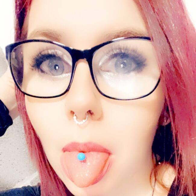 Babysitter Job in Charleroi: Laetitia