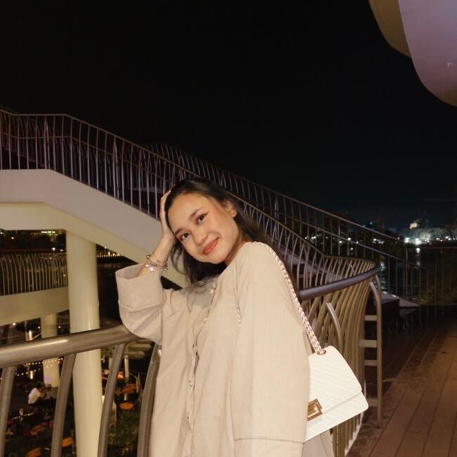Babysitter in Singapore Island: Alya