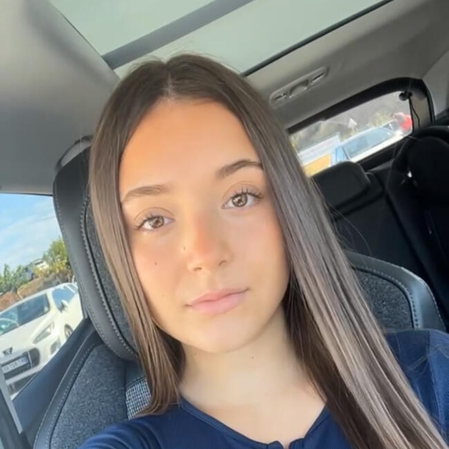 Babysitter in Sydney: Noelya