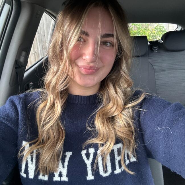 Babysitter in Perth: Holly