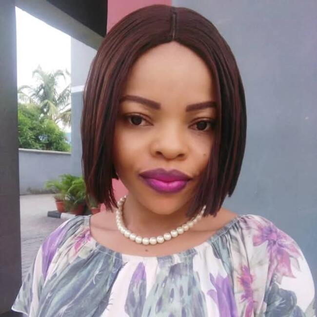 Babysitter in Lagos: Gloria