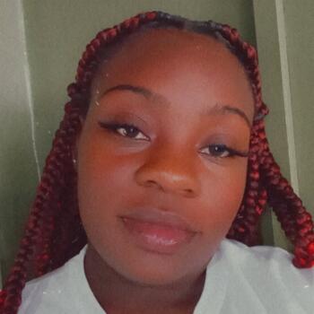 Babysitter in Gasparillo: Hakima