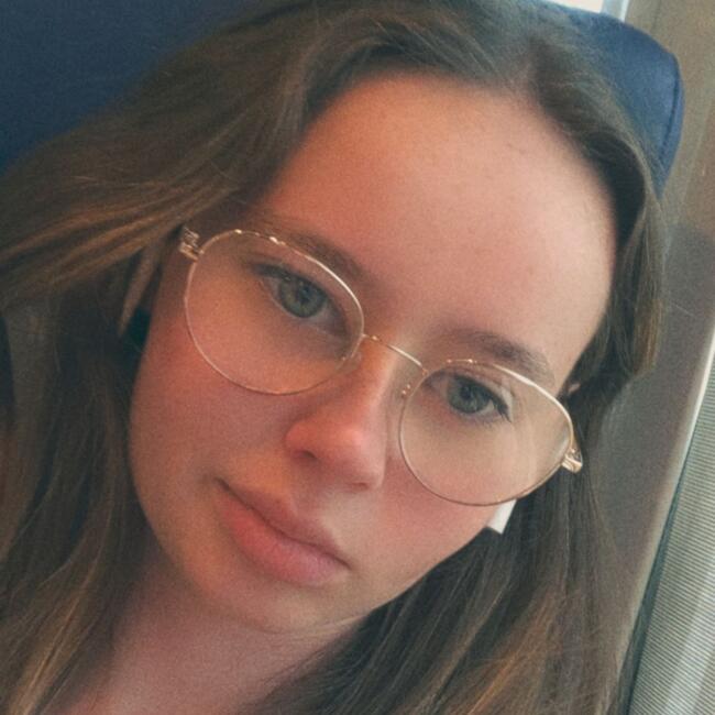 Babysitter in Vireux-Molhain: Axelle