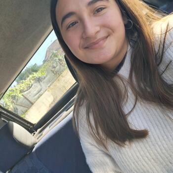 Babysitter in Maia: Maria