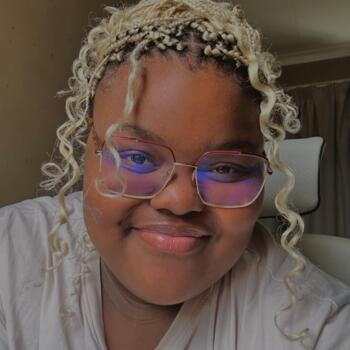 Babysitter in Pretoria: Zwe Zwe