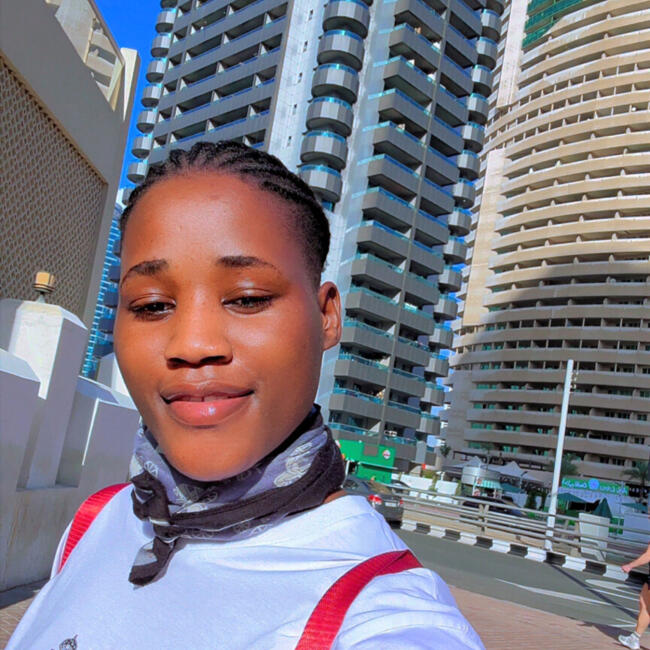 Nanny in Dubai: Janet