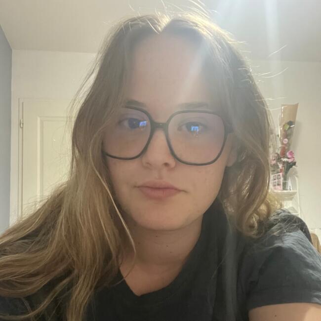 Babysitter in Vaïssac: Maeline