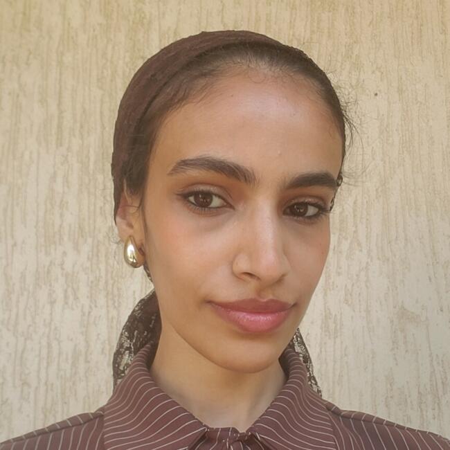 Babysitter in Cairo: Khawla