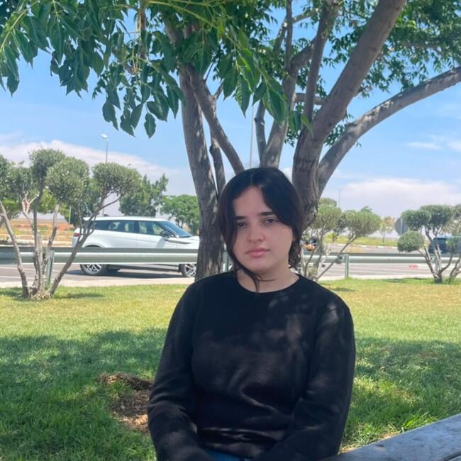 Babysitter in Casablanca: Aya