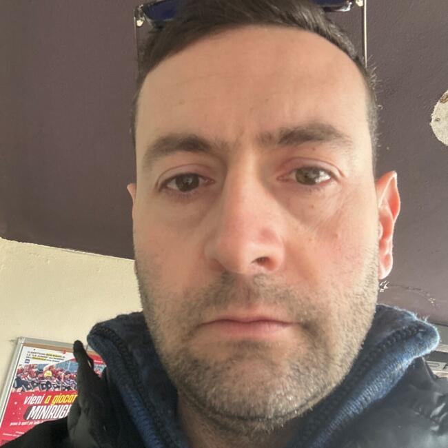 Lavoro per babysitter a Melzo: Vito