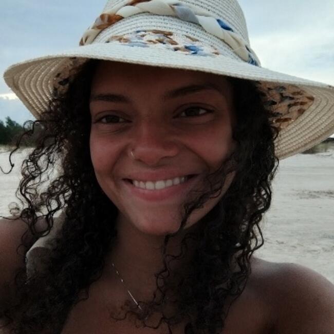 Babysitter in Rio Grande: Sarah Gabrielle Almeida